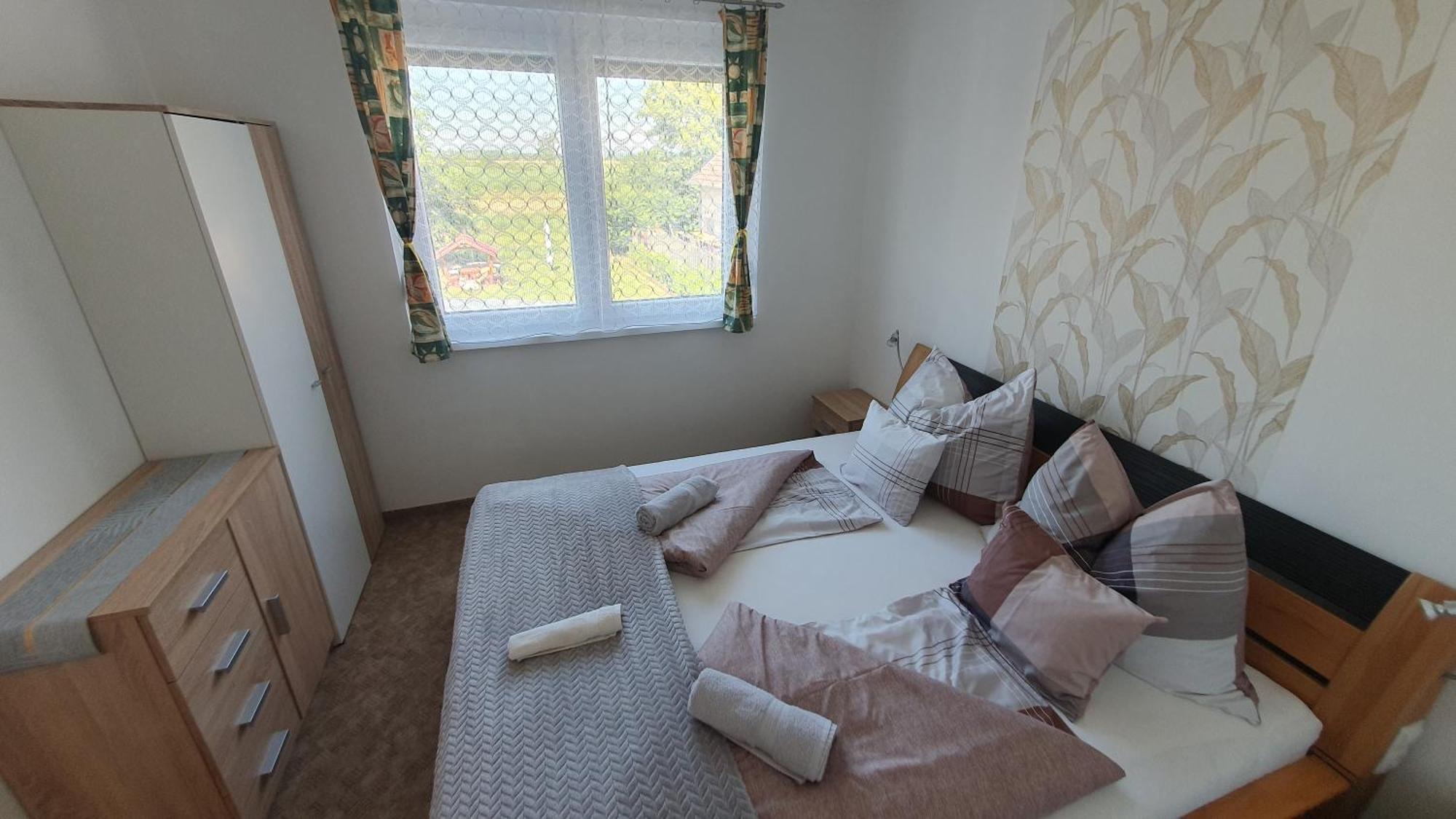 Berbe Apartman Balatonlelle Exterior photo